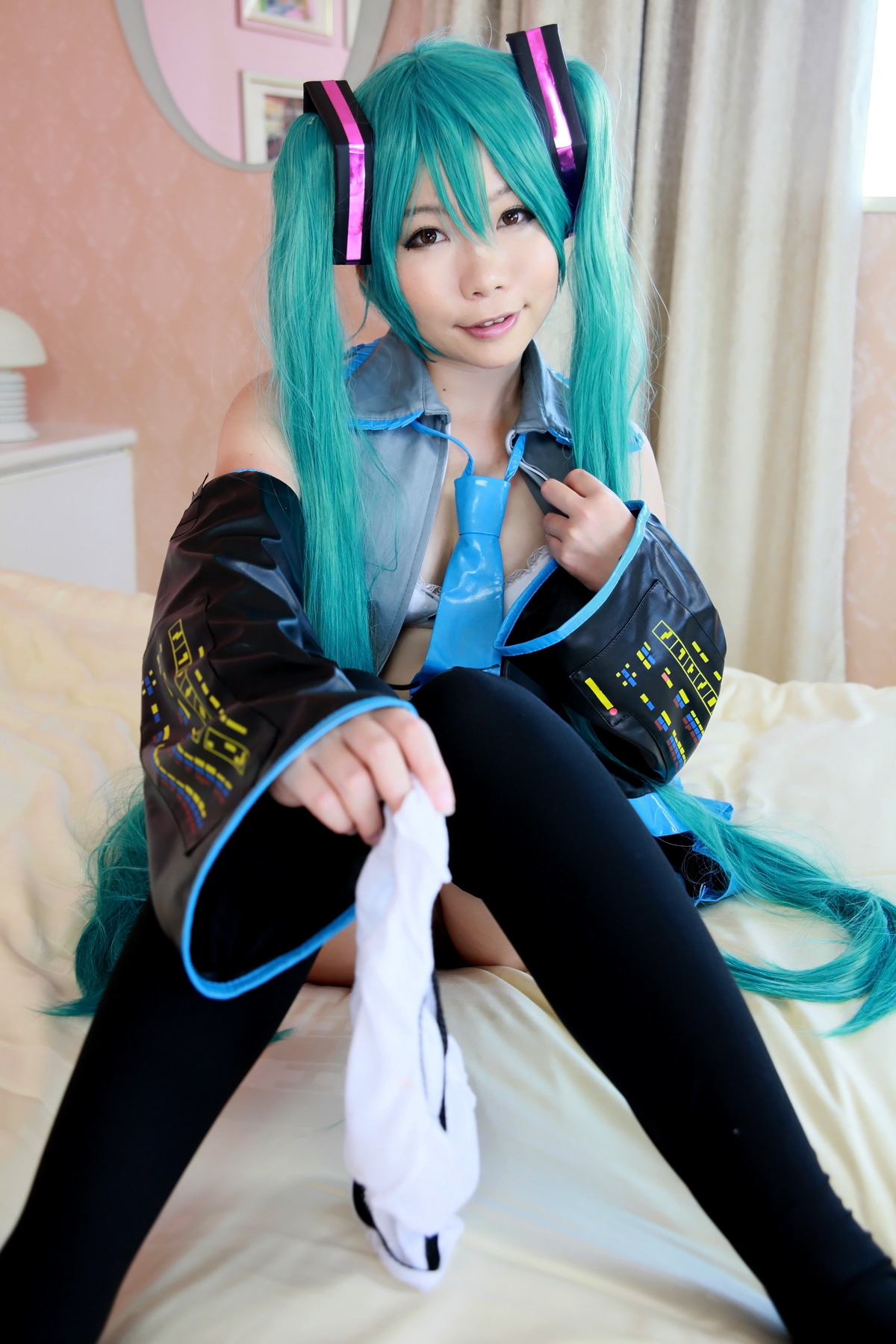 [Cosplay] 2013.04.10 Ultra hot new Vocaloid Set